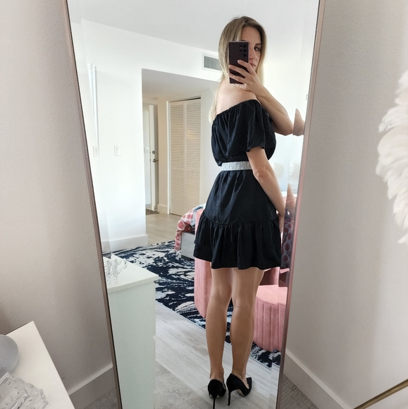BANANA REPUBLIC BLACK OFF THE SHOULDER RUFFLE DRESS XS Petite - Picture 7 of 7